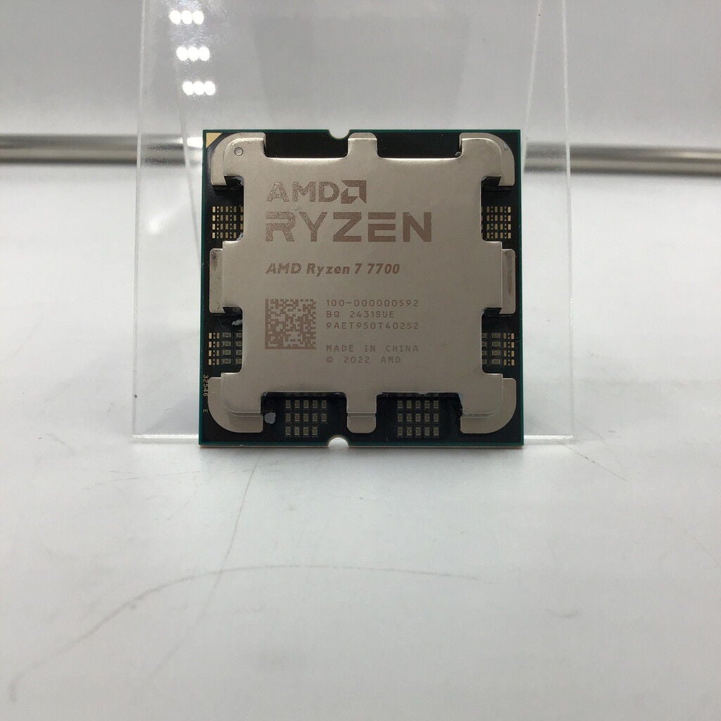中古 AMD Ryzen 7 7700 (AM5/3.8GHz/40M/C8/T16/65W) 4950002153