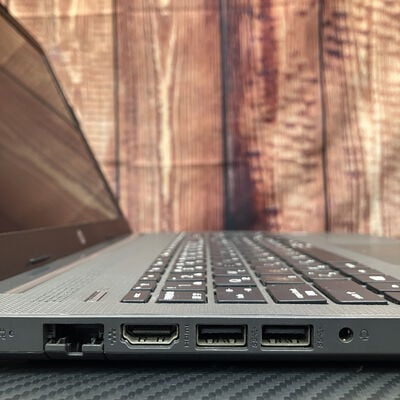 【富士青葉店】中古  HP 250 G7(i5-8265U/8GB/SSD128GB/W11H) 4660002254 