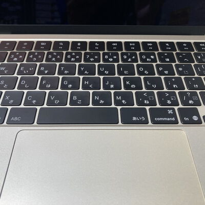 【富山本郷店】中古  Apple MacBook Air 13インチ (M5 10CPU 8GPU/16GB/512GB) スターライト MDHA4J/A 4760001535 