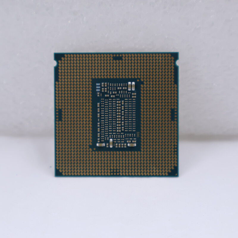 中古 INTEL Core i7 8700K (1151/3.70GHz/12M/C6/T12) 136197 （388316