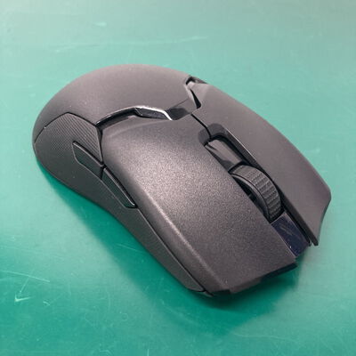 【神戸・三宮店】中古  Razer Viper Ultimate (RZ01-03050100-R3A1) 146981 