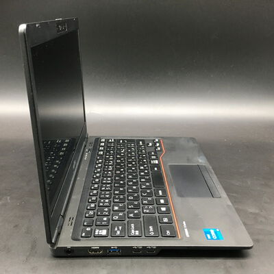 【佐賀南部バイパス店】中古  FUJITSU FMVU38022(i5-1145G7/8GB/SSD256GB/-/W10P) 5250000388 