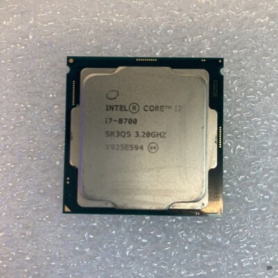 【京都店】中古  INTEL Core i7 8700 (1151/3.20GHz/12M/C6/T12) 136198 