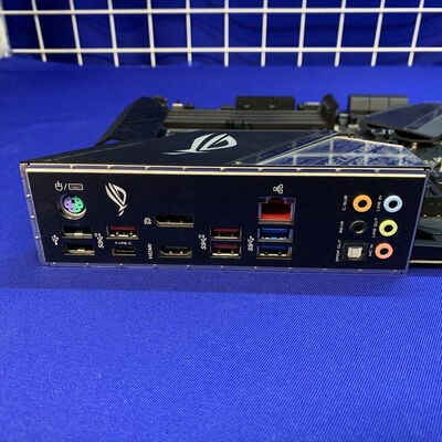 【横浜駅前店】中古  ASUS ROG STRIX Z390-F GAMING (Z390 1151 ATX DDR4) 138866 