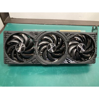 【富山本郷店】中古  Palit NE75070019K9-GB2050U(RTX5070 GamingPro-S) 4760001069 