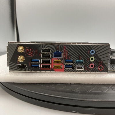 【新潟店】中古  ASRock B650 PG Lightning WiFi (B650 AM5 ATX DDR5) 3290006839 