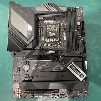 【浦添城間店(沖縄)】中古  ASUS ROG STRIX Z790-H GAMING WIFI 4780001387 