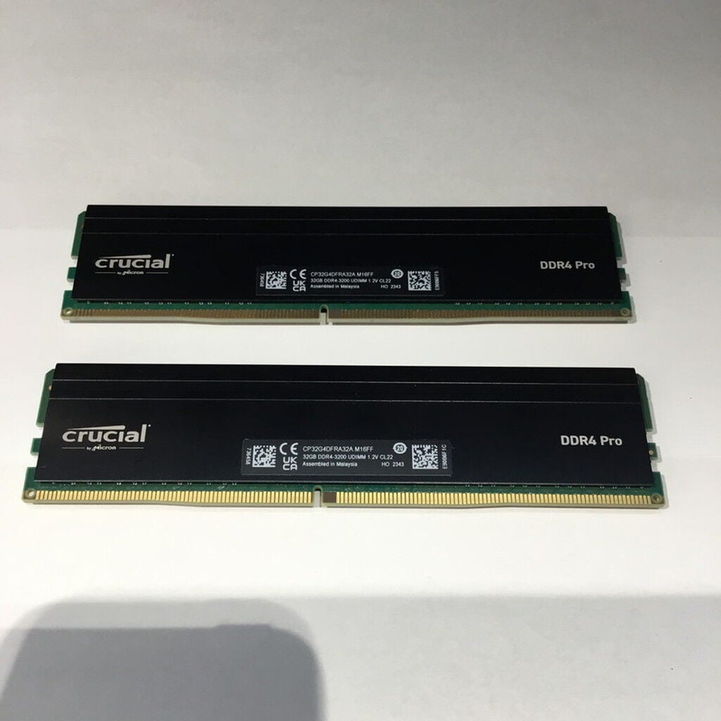 中古 32GB 2枚組(合計64GB) PC4-25600/DDR4-3200 デスクトップ用