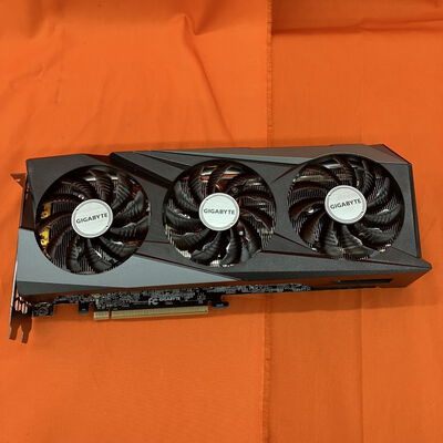 【なんば店】中古  GIGABYTE GV-R67XTGAMING OC-12GD (RX6700XT 12GB) 144979 