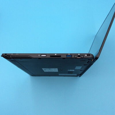【秋葉原本店】中古  FUJITSU LIFEBOOK U9310X/D(i5-10310U/4GB/SSD128GB/W11P) 3410013479【4/2値下げ!】 