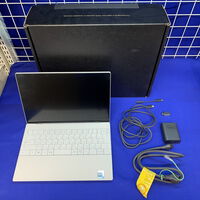 中古  DELL XPS 9320 (Intel Core i7-1260P/16GB/CPU内蔵//W11H/有線LAN?無線LAN◯) 3400009122 