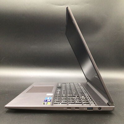 【秋葉原本店】中古  THIRDWAVE raytrek R5-AA5(Ultra 7 155H/16GB/SSD1TB/RTX4050/W11H) 3410012200【8/21価格改定!】 