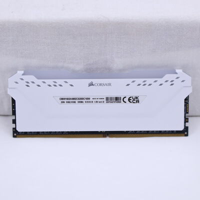 【通販センター】中古  PC4-25600 8GB デスクトップ用(DDR4-3200) 140727 