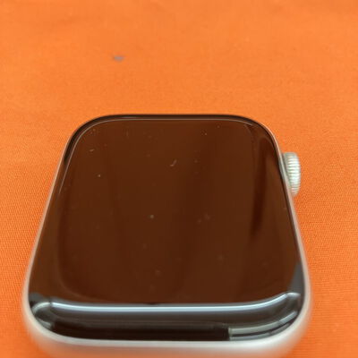 【なんば店】中古  Apple Watch Nike+ Series4 44mm GPSモデル (シルバーアルミニウムケースとピュアプラチナム/ブラックNikeスポーツバンド) MU6K2J/A 139005 