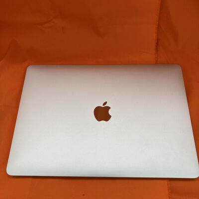 【なんば店】中古  Apple MacBook Pro 13インチ Late 2016 Core i5 2.0GHz/8GB/256GB SSD シルバー MLUQ2J/A 135890 