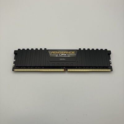 【秋葉原本店】中古  PC4-21300 8GB デスクトップ用 126165 
