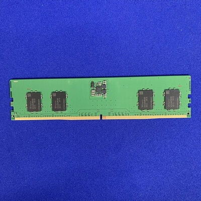 【横浜駅前店】中古  PC5-38400 8GB デスクトップ用 151530 