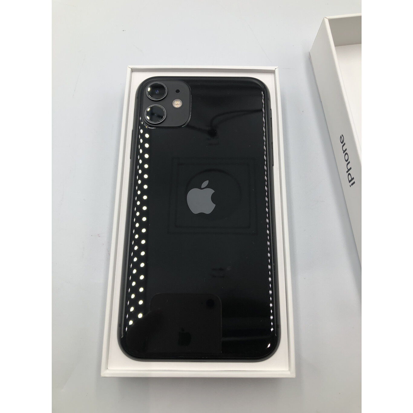 中古 Apple iPhone11 64GB (ブラック) 国内版SIMロックフリー