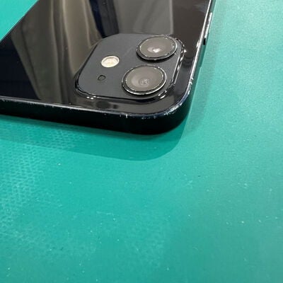 【静岡東瀬名店】中古  【docomo】Apple iPhone12 6.1インチ 128GB (ブラック) MGHU3J/A 143757 