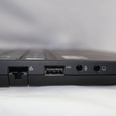 【通販センター】中古  THIRDWAVE GALLERIA GN50G165D5(note/9300H/量販)(Intel Core i5 9300H/16GB DDR4 (PC4)/SSD256GB+HDD1TB/なし/NVIDIA GeForce GTX 1650 4GB/15.6/1920x1080/Wi-Fi/W11H64 MAR) 194596 