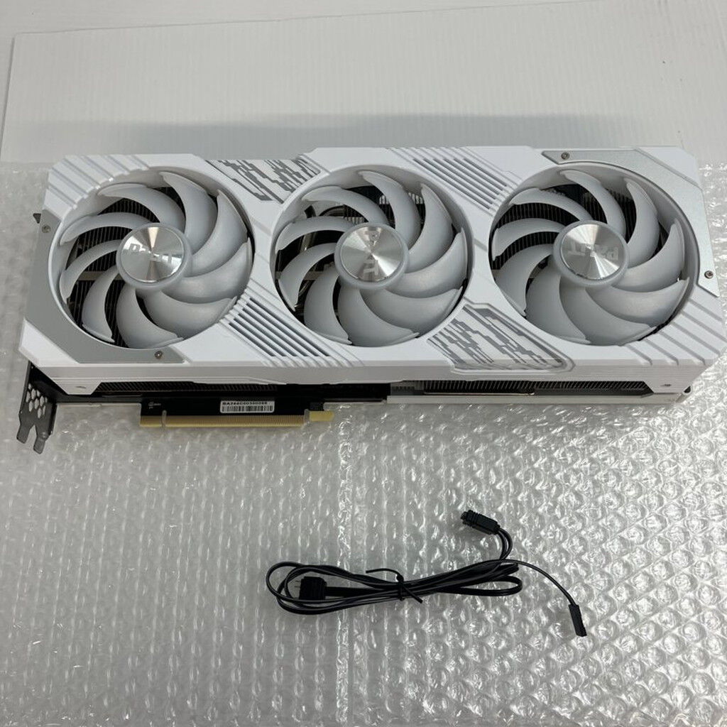 中古 Palit NED47TST19T2-1043W GamingPro White OC (RTX4070Ti SUPER