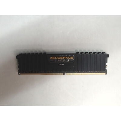 【前橋ｲﾝﾀｰｱｶﾏﾙ店】中古  CMK64GX4M2E3200C16(DDR4-25600 32GB) 4540001850 