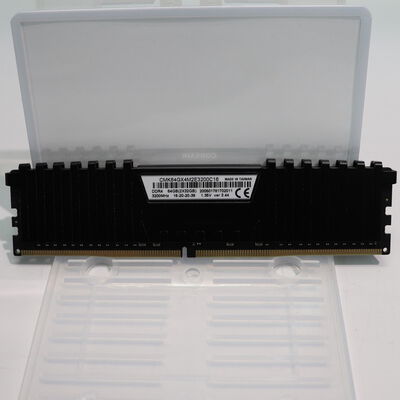 【札幌店】中古  PC4-25600 32GB デスクトップ用(DDR4-3200) 143224 