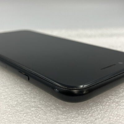 【新潟店】中古  【au】Apple iPhoneSE 4.7インチ (第2世代/2020) 256GB (ブラック) MHGW3J/A 新パッケージ版 146179 