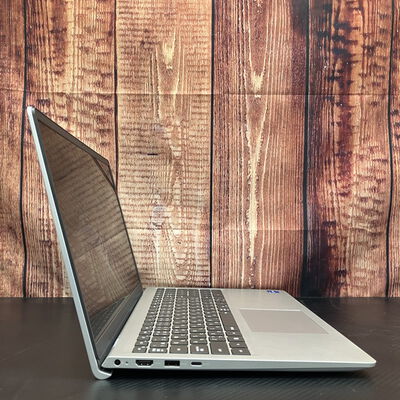 【富士青葉店】中古  Dell 15 DC15250 5070002450 