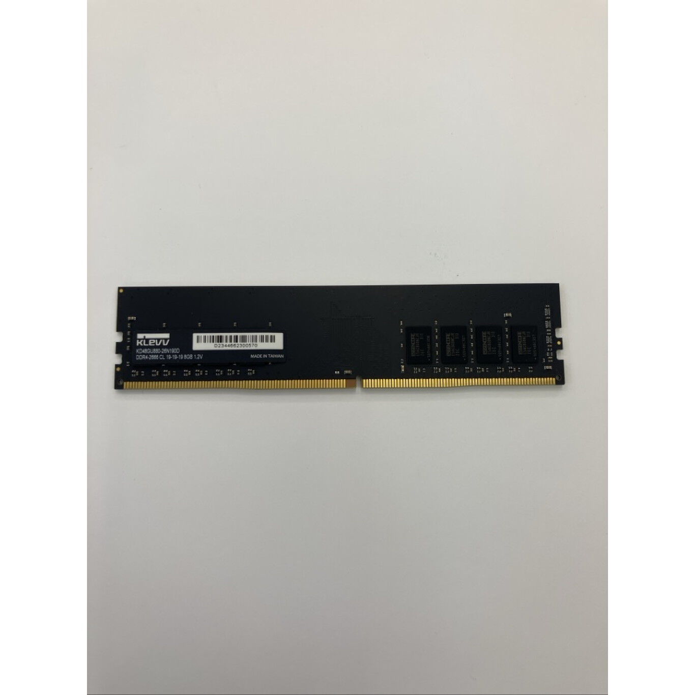 中古 KLEVV DDR4-2666 8GB PC4-21300 デスクトップ用 3240009748