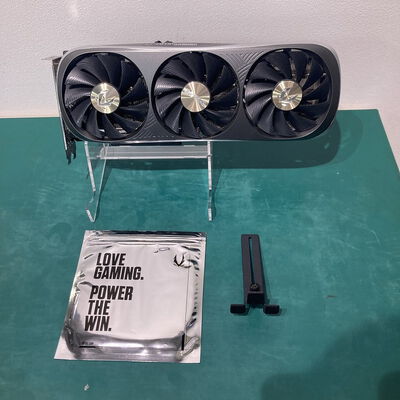 【浦添城間店(沖縄)】中古  ZOTAC ZT-D40710J-10P (RTX4070Ti 12GB) 154201 