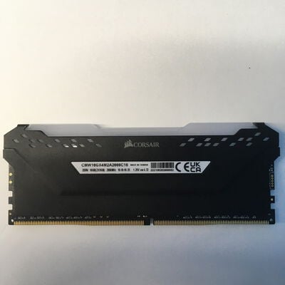 【博多店】中古  PC4-21300 8GB デスクトップ用(DDR4-2666) 126165 