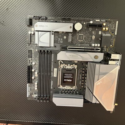 【富士青葉店】中古  ASRock B860M LiveMixer WiFi (B860 1851 mATX DDR5) 175439 