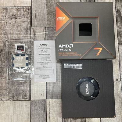 【広島店】中古  AMD Ryzen 7 8700G (AM5/4.2GHz/24M/C8/T16/65W) 166430 