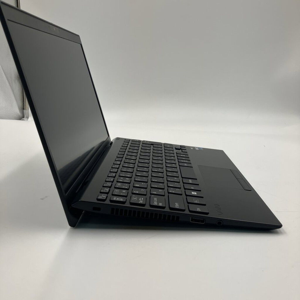中古 VAIO SX12 VJS12690111B (i7 1360P/16GB/SSD256GB/WLAN/12.5FHD