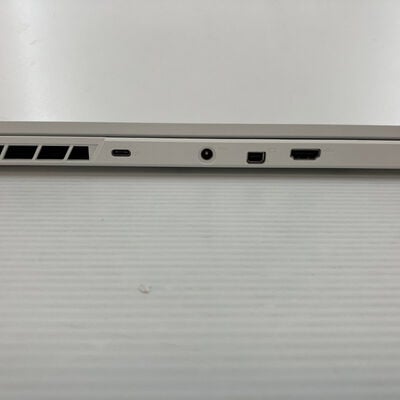 【秋葉原本店】中古  mouse  U106278825(i7-13620H/32GB/SSD1TB/RTX4060/W11H) 3410014781 