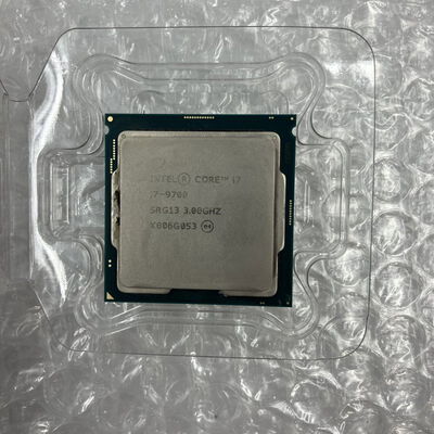 【秋葉原本店】中古  Intel Core i7 9700 (1151/3.00GHz/12M/C8/T8) 140316 