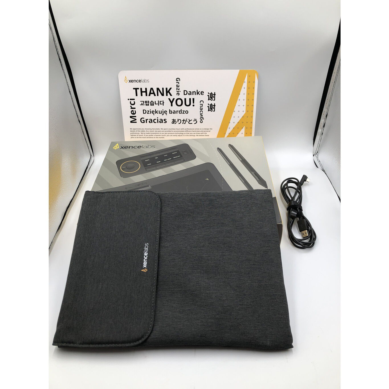 中古 Xencelabs ペンタブレット Medium バンドル 4680002423 （283233