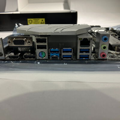 【鹿児島店】中古  ASRock B550M Pro4 (B550 AM4 mATX DDR4) 142938 