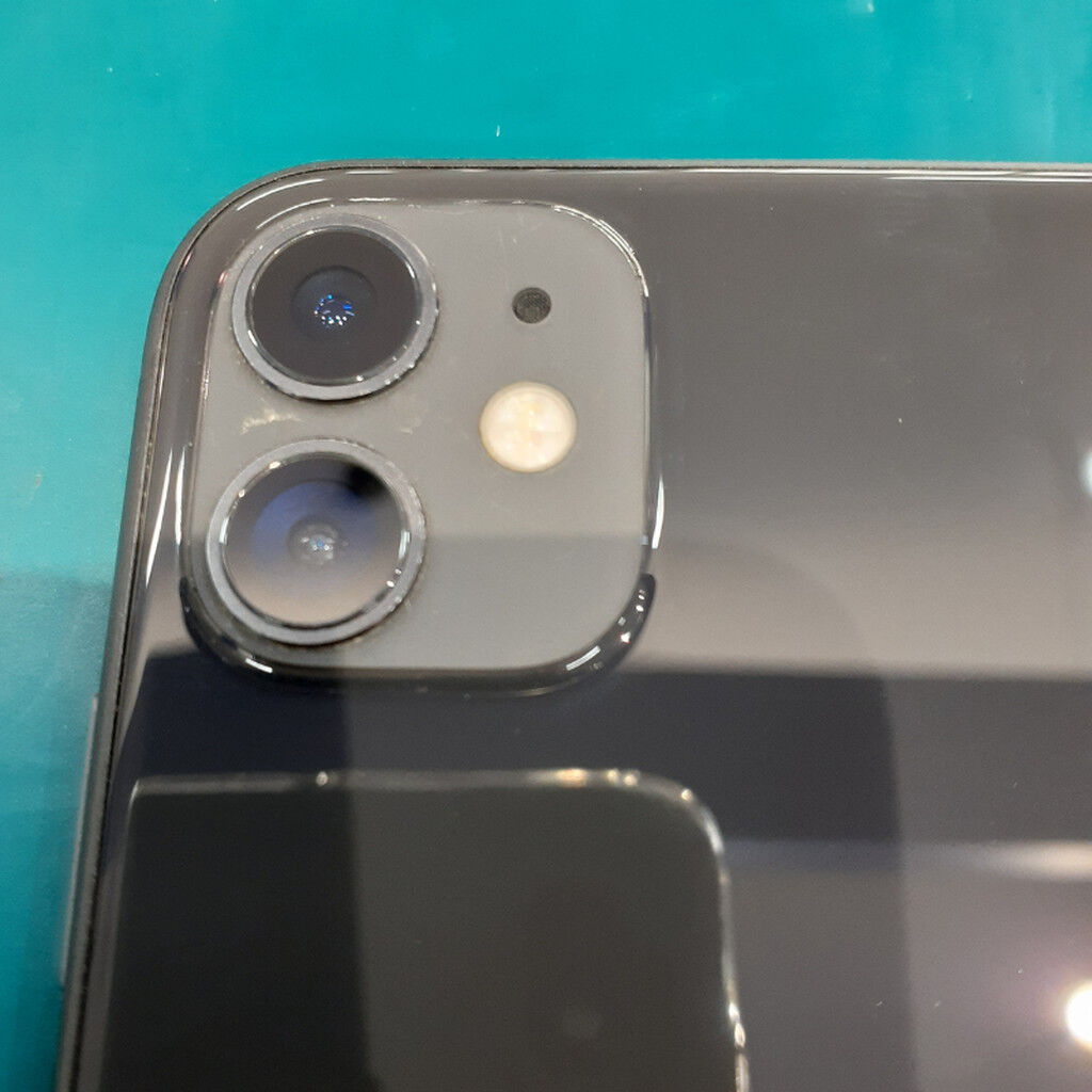 中古 Apple iPhone11 6.1インチ 64GB (ブラック) 国内版SIMロック