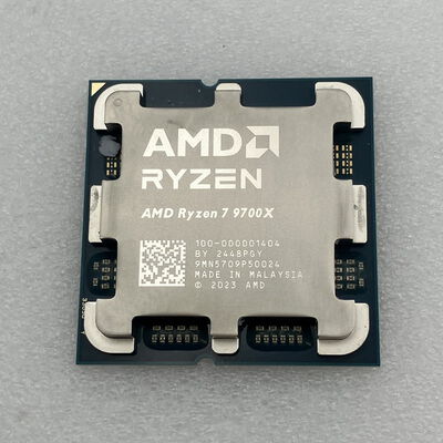 【新潟店】中古  AMD Ryzen 7 9700X (AM5/3.8GHz/40M/C8/T16/65W) 1460024845 