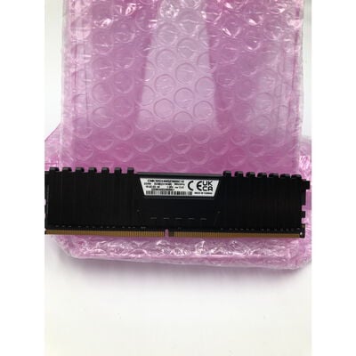 【水戸赤塚店】中古  CMK32GX4M2Z3600C16 (PC4-28800　16GB) 4680002570 