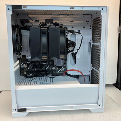 【京都店】中古  自作パソコン(Ryzen 7 9800X3D/16GB/SSD240GB/なし/なし/なし) 3180007091 