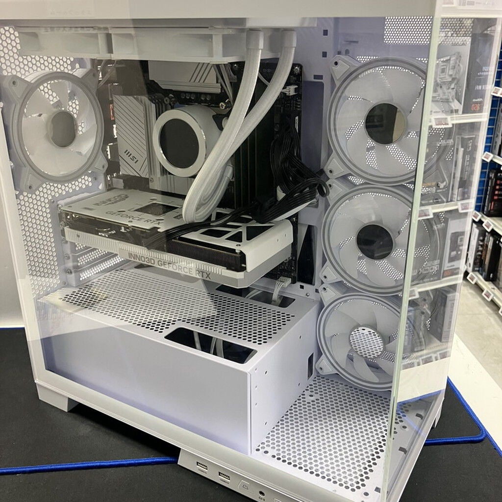 第12世代 Core iシリーズの中古ゲーミングデスクトップPC一覧（298件