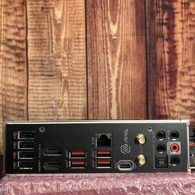 【富士青葉店】中古  MSI MAG B760 TOMAHAWK WIFI DDR4 (B760 ATX DDR4) 167284