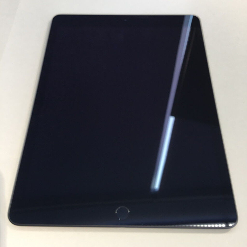 中古 【海外版】Apple iPad 第7世代/2019 Wi-Fi 32GB スペース
