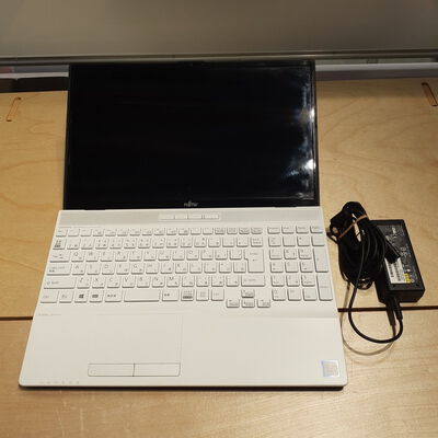 【鹿児島店】中古  FUJITSU FMVA 45DWH(i3-8145U/8GB/SSD120GB/W11H) 4700001136 