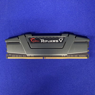 【横浜駅前店】中古  PC4-22400 8GB デスクトップ用 126167 
