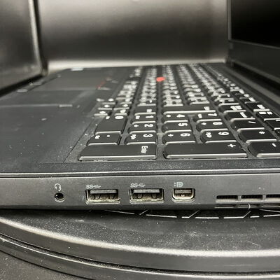 【新潟店】中古  Lenovo ThinkPad P52　20MAS12700 (Core i7 8750H/16GB/SSD512GB/-/NVIDIA Quadro P1000 4GB/15.6ｲﾝﾁ/1920x1080/Wi-Fi/WEBCAM/W11H64) 176658 