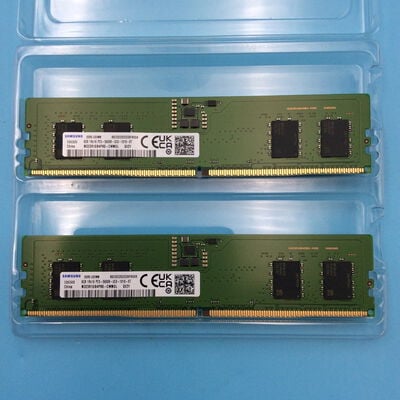 【秋葉原本店】中古  8GB 2枚組(合計16GB) PC5-44800/DDR5-5600 デスクトップ用 190896 